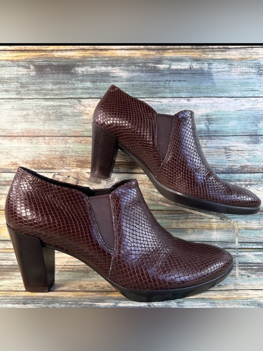 Ecco Slip On Chelsea Dress Booties Womens 9-9.5 Brown Leather Snake Print